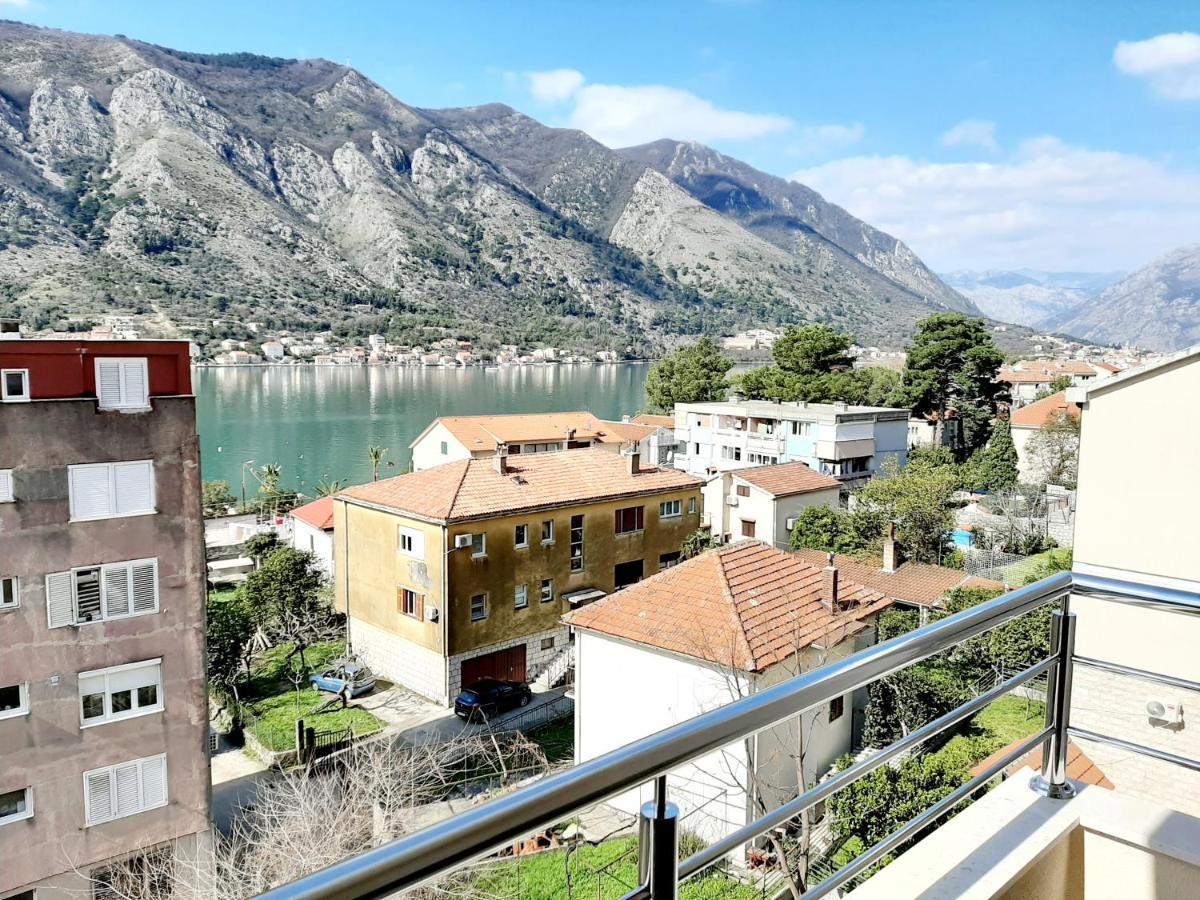Maritimo Di Cattaro****Lux Apartment With Garage Exterior photo